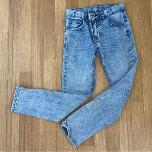 WONDER NATION Slim Stonewashed Blue
Boys Jeans Size 8